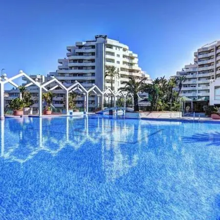 Benalbeach Sea View 2bdr With Water Park Benalmádena
