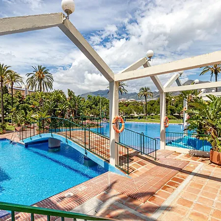 Apartment Benalbeach Sea View 2bdr With Water Park